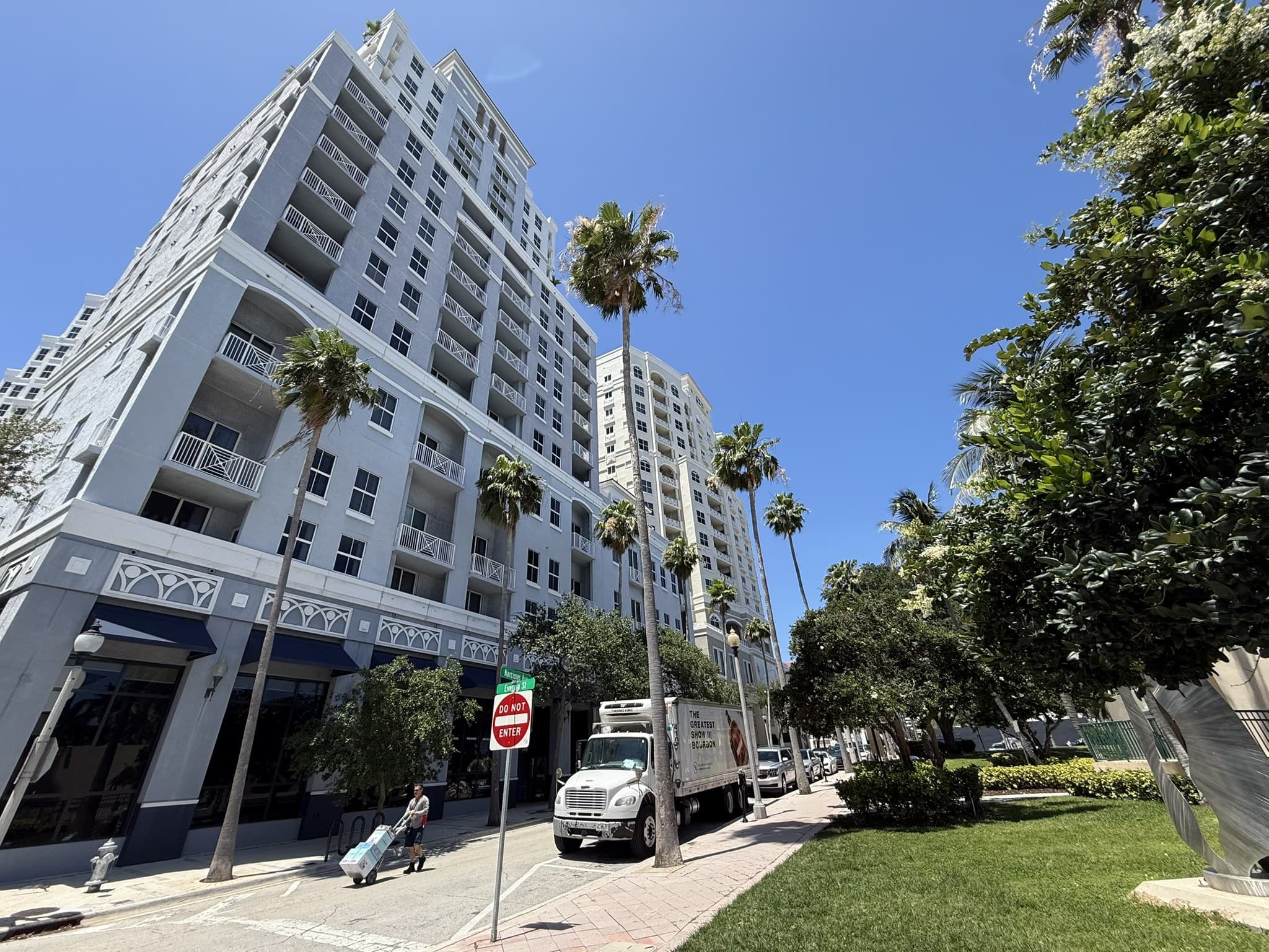 The Strand — photo 3