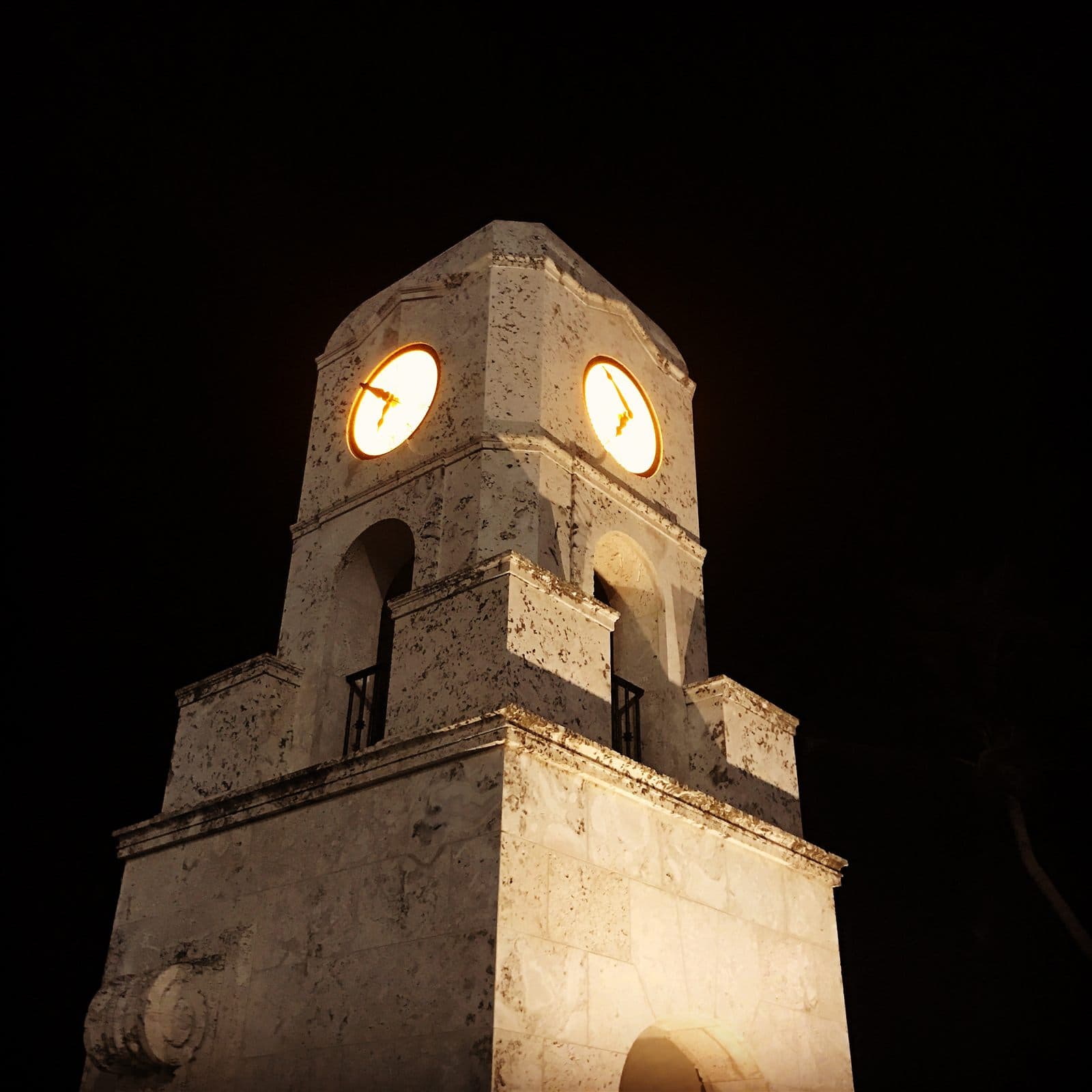 Worth Avenue Shopping: A WPB Condo Resident's Guide